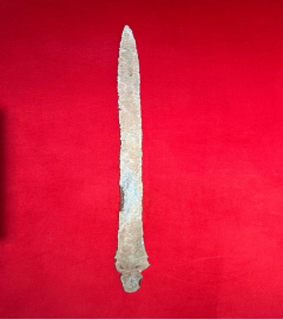 Shpatë (rreth shekullit XVI – XII BCE)