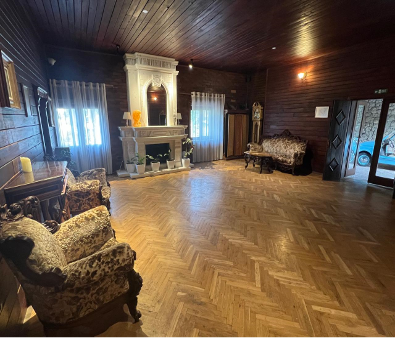 Hunting Lodge